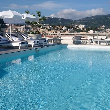 Boscolo Nice Hotel & Spa Ngoại thất bức ảnh Rooftop pool at the Hotel Carlton Cannes