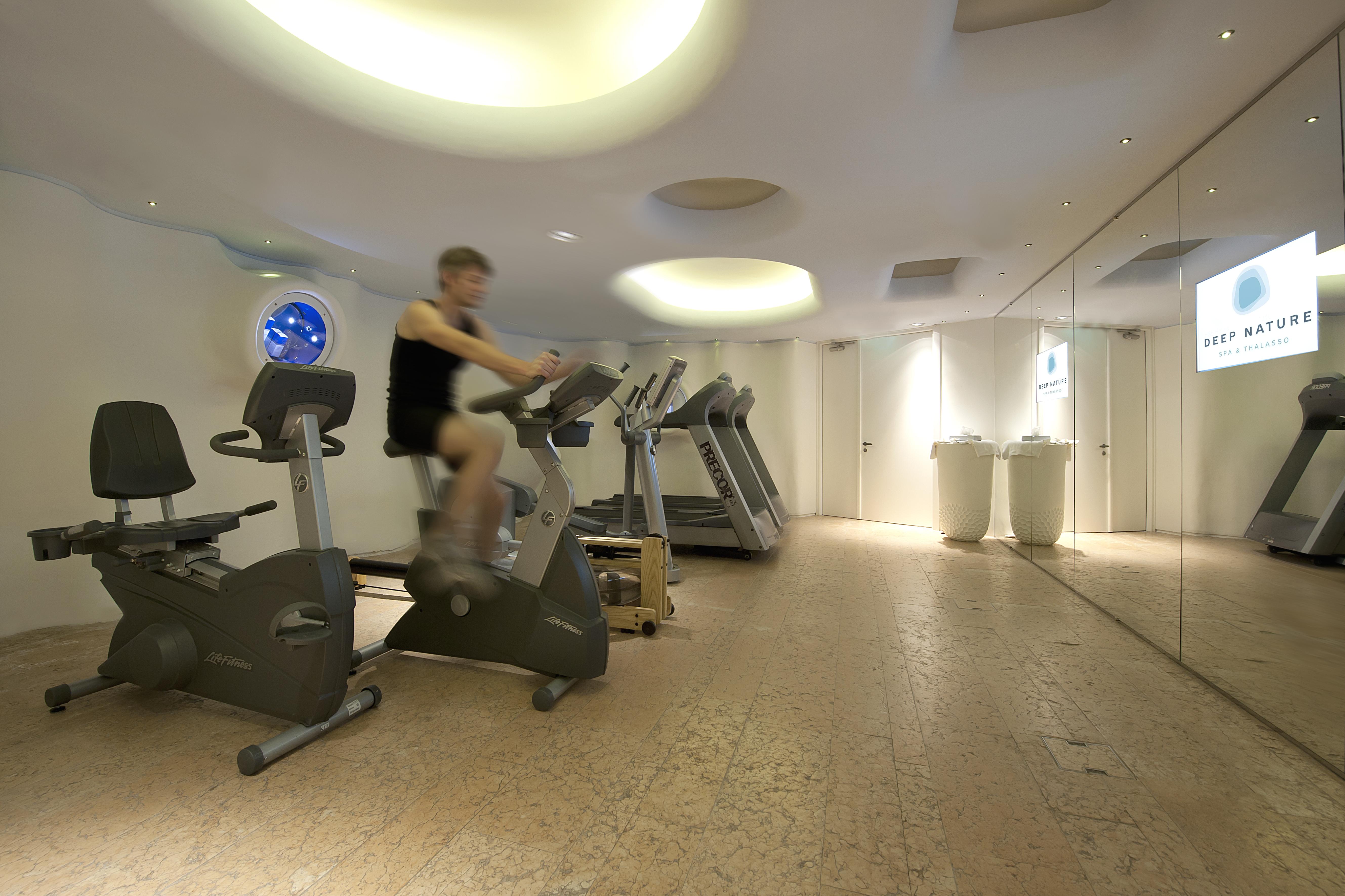 Boscolo Nice Hotel & Spa Ngoại thất bức ảnh The gym at the hotel